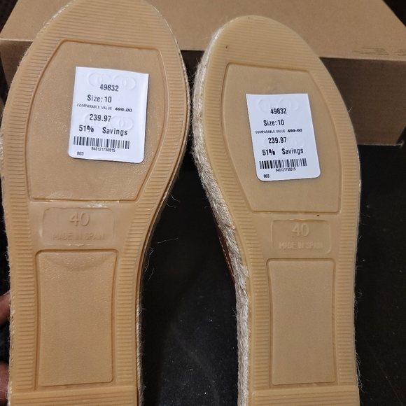 Slides - Picture 4 of 5